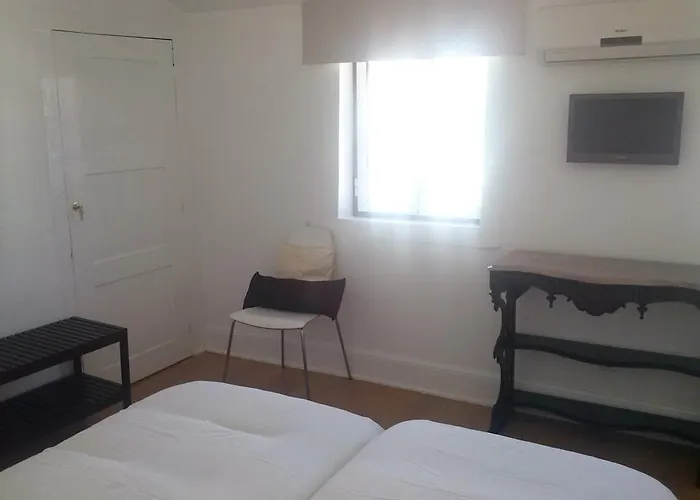 Гостевой дом Studios Greenside Коимбра