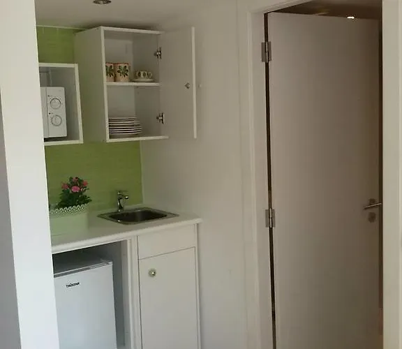 Greenside Πανσιόν 3*